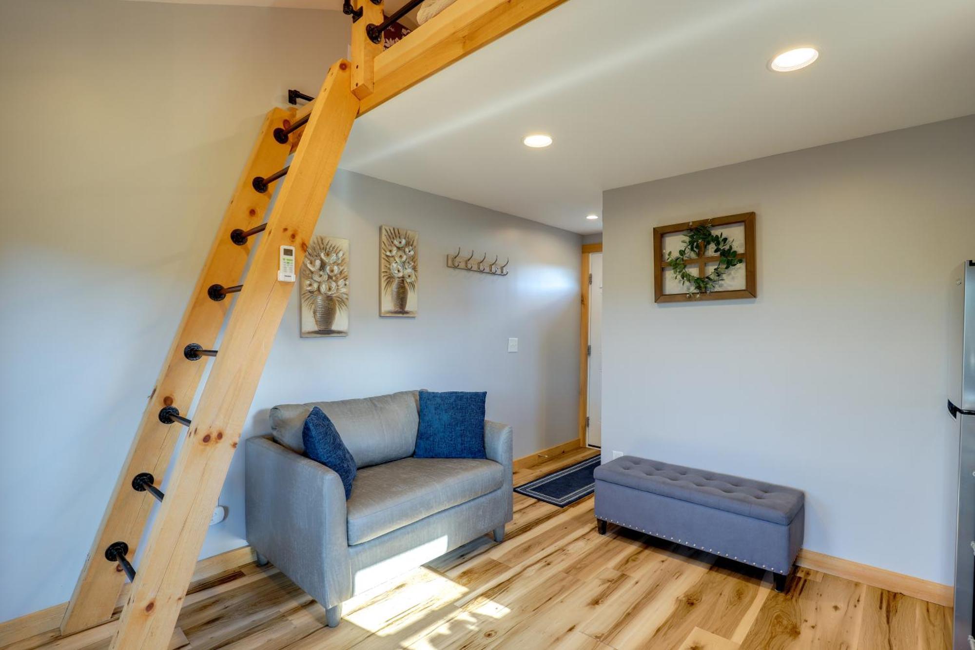 Marshall Studio With Loft, Hot Tub And Views! Екстер'єр фото
