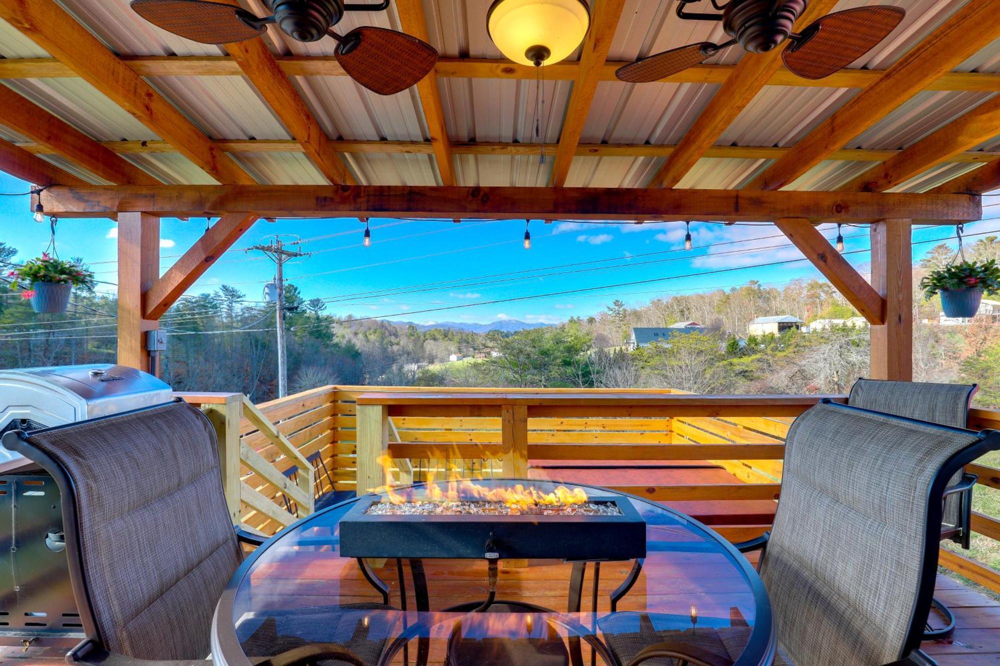Marshall Studio With Loft, Hot Tub And Views! Екстер'єр фото